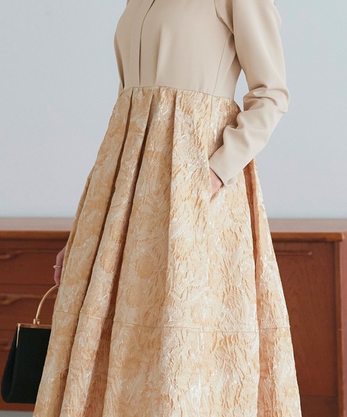 オケージョンドレス 結婚式 ｜ ストレッチ ｜ ふくれジャカード