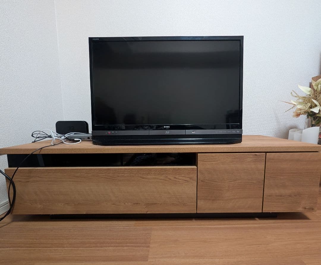 12/20まで LOWYA テレビ台 幅140cm シャビー・ナチュラル LOWYA（ロウヤ） テレビ台 ローボード おしゃれ 完成品 140cm 収納