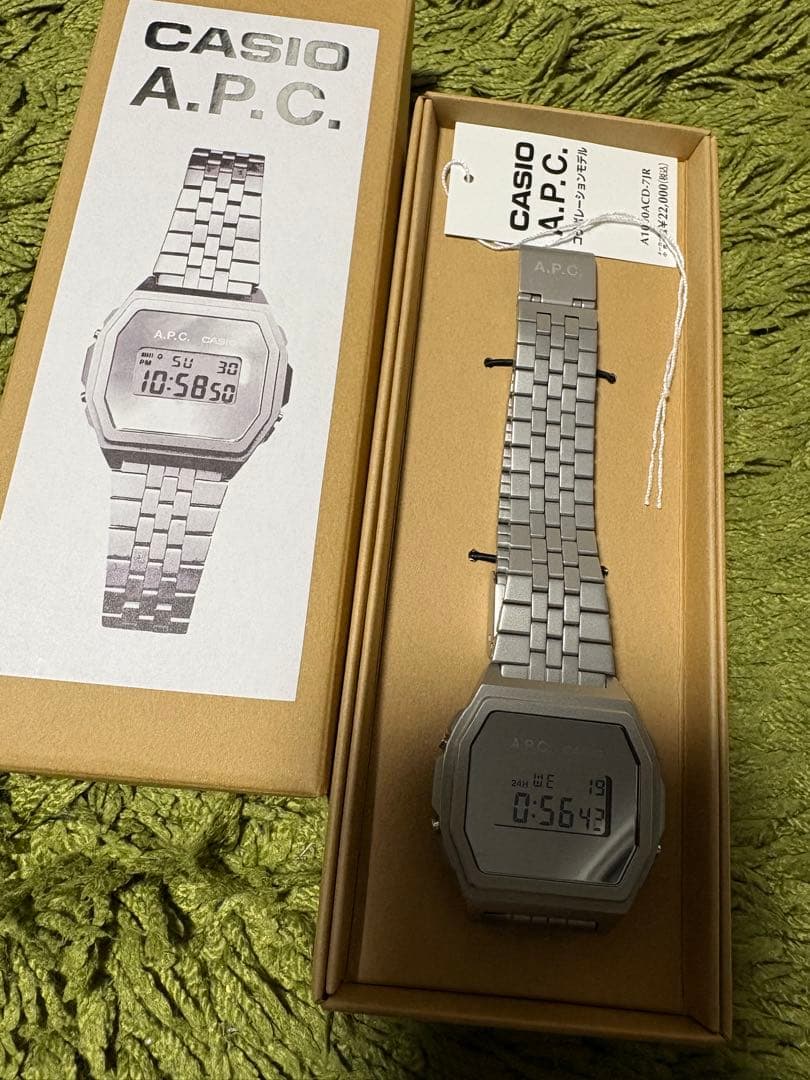 カシオ アーペーセー CASIO A.P.C. デジタル腕時計 シルバー CASIO A.P.C. デジタル腕時計 シルバー カシオ